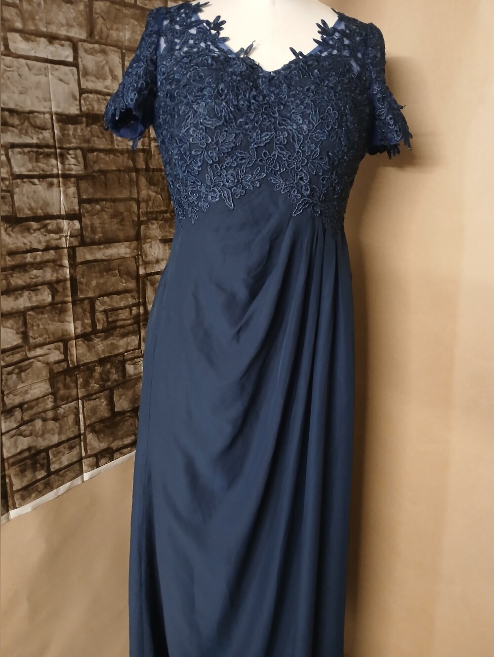 Elegant Navy Lace Bodice Evening Dress